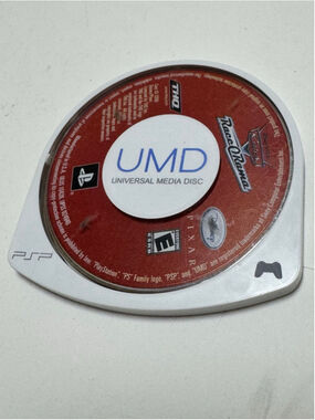 THQ Cars Race-O-Rama Sony PSP UMD Video Game Disc